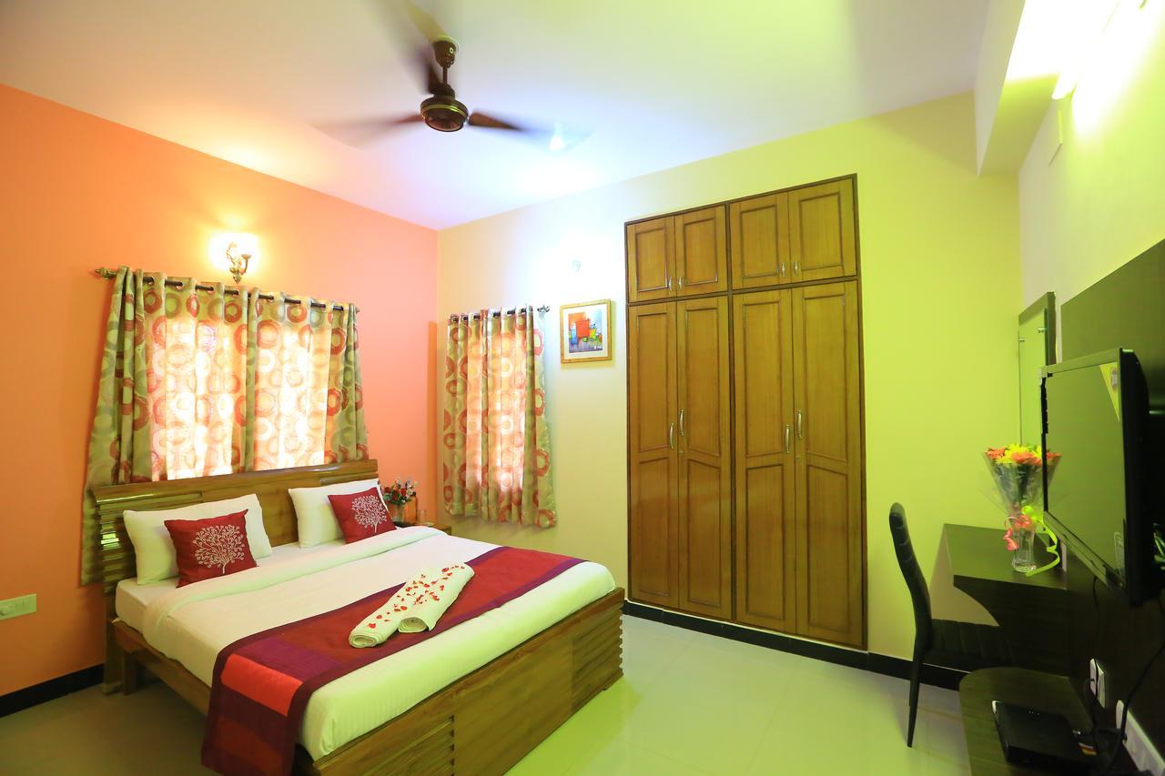 Oyo 2916 Apartment Queens Castle Bangalore Buitenkant foto