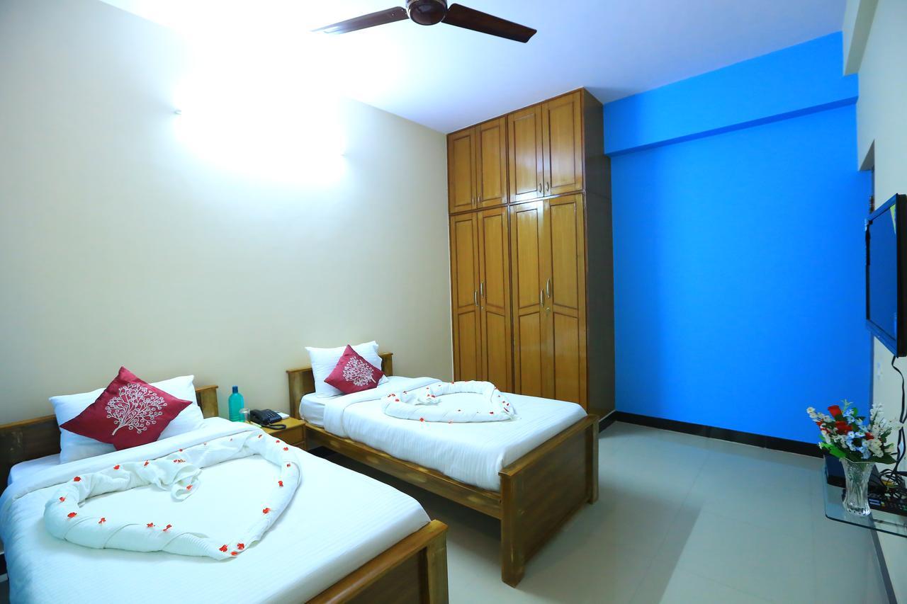 Oyo 2916 Apartment Queens Castle Bangalore Buitenkant foto