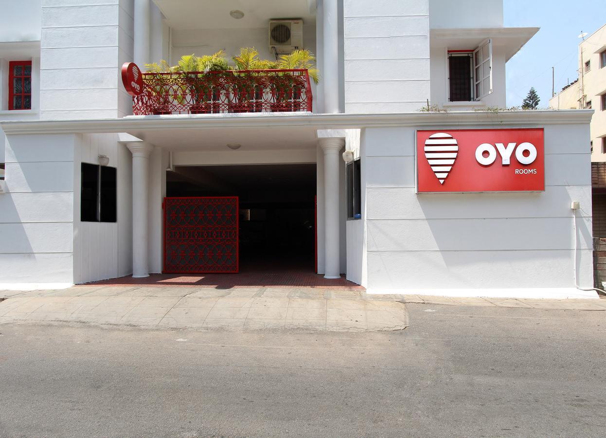 Oyo 2916 Apartment Queens Castle Bangalore Buitenkant foto